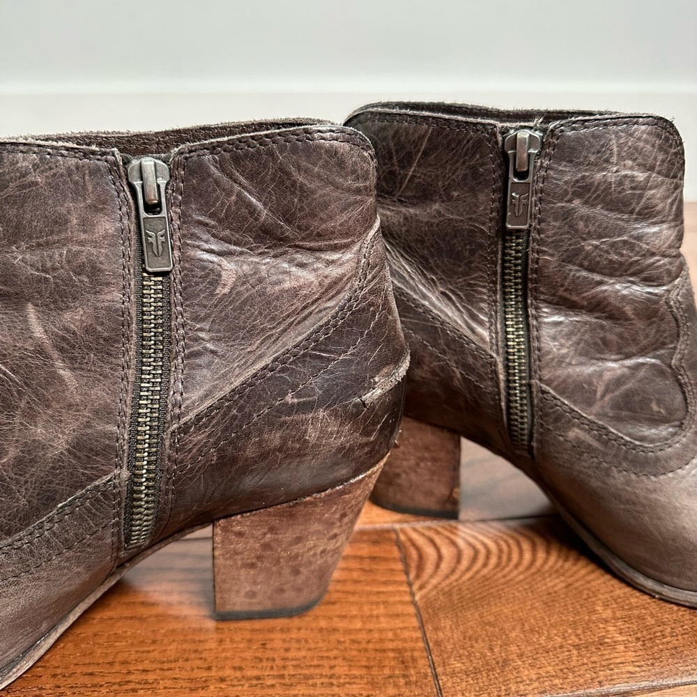 Frye Distressed Renee Western Short Ankle Boot - Picture 5 of 10
